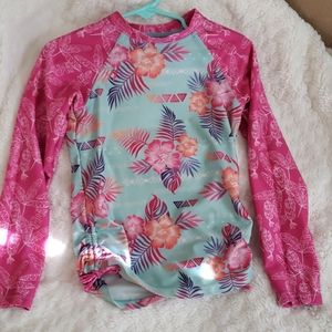 Hawaiian print girls rashguard